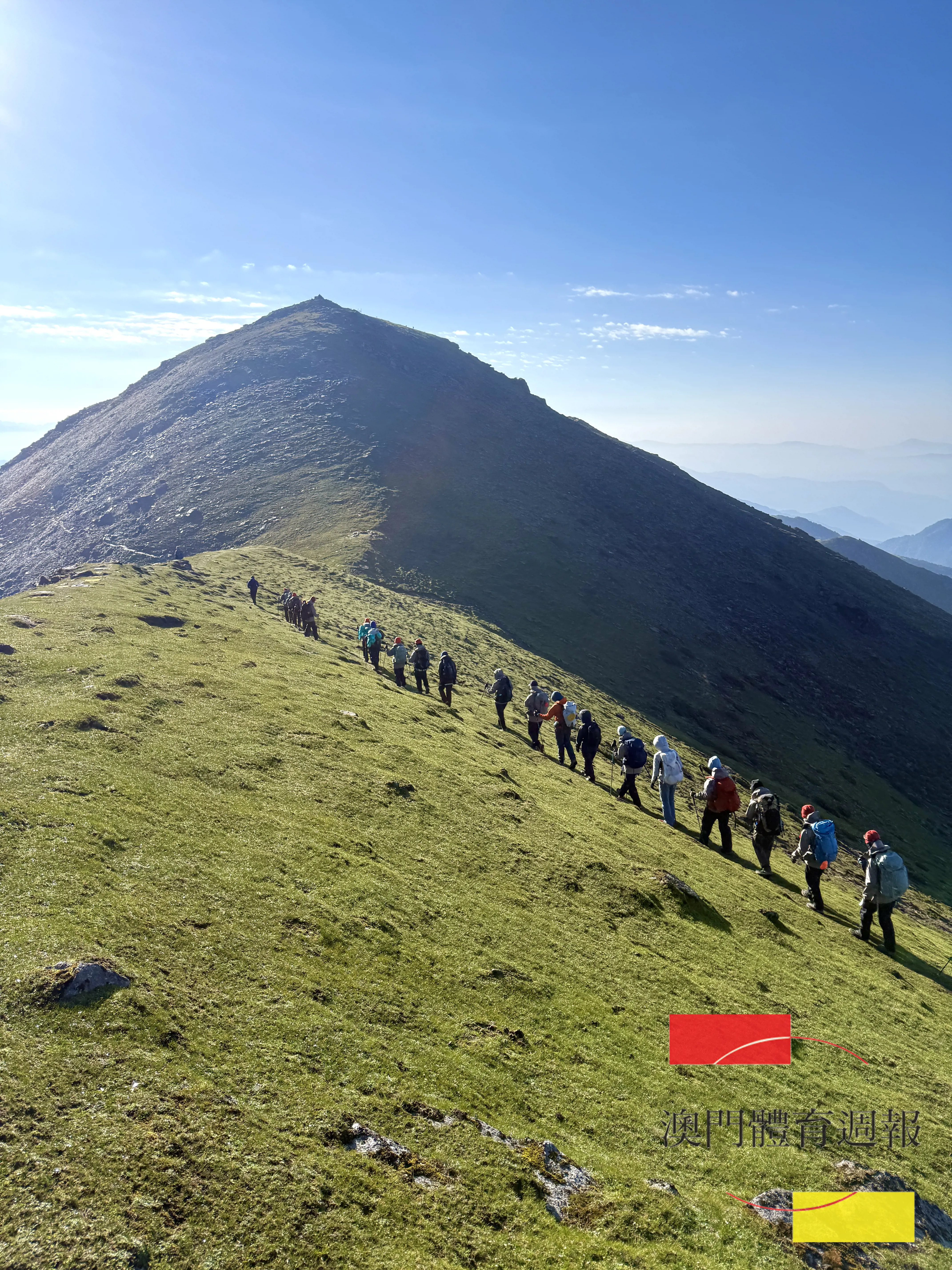 團員向海拔4,065米Pikey Peak挑戰.jpg